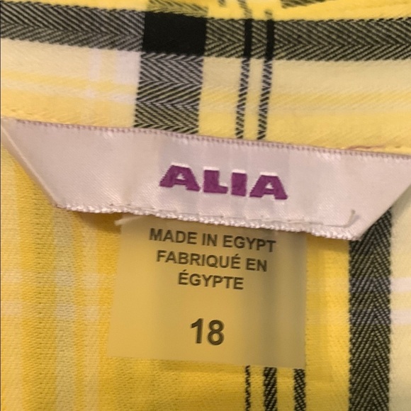 ALIA Blouse - Picture 5 of 7